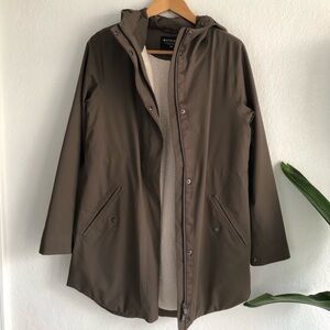 Excellent Cond. Athleta Lakeview RainOut Parka  - Coffee House Brown - Size XS